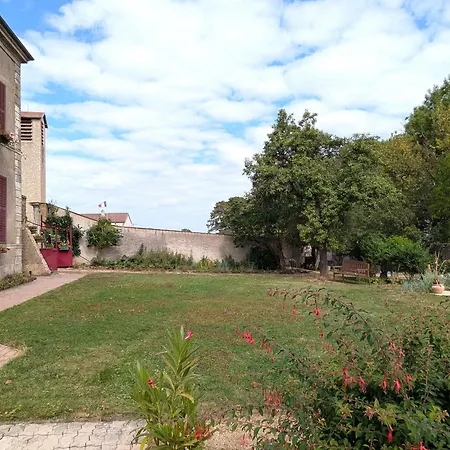 Confortable Pour 4 Personnes Avec Jardin Et Terrasse Pres De Nancy - Fr-1-584-102 Vakantiehuis