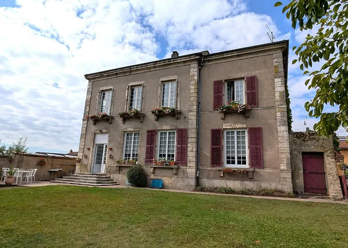 Confortable Pour 4 Personnes Avec Jardin Et Terrasse Pres De Nancy - Fr-1-584-102 * Villey-le-Sec